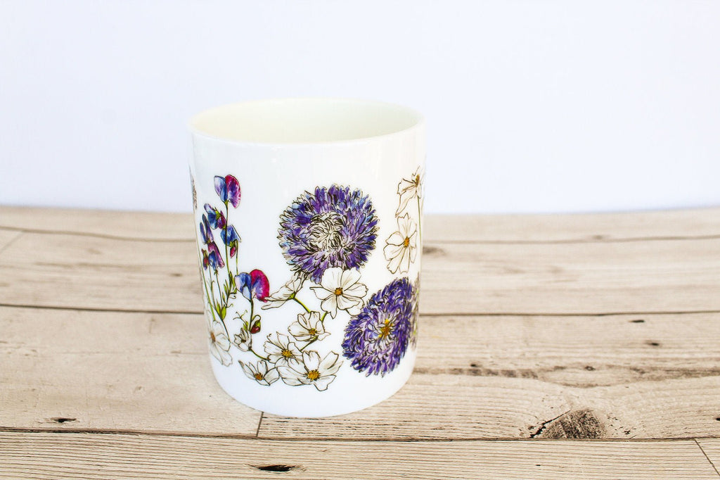 Blue Floral Bone China Mug - Gemma Keith - glott.no