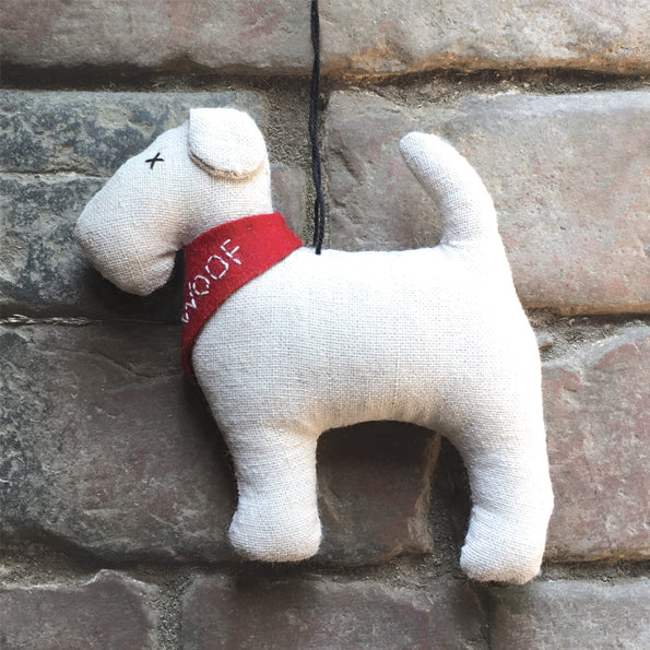 Hengende hund - Bertie - East Of India