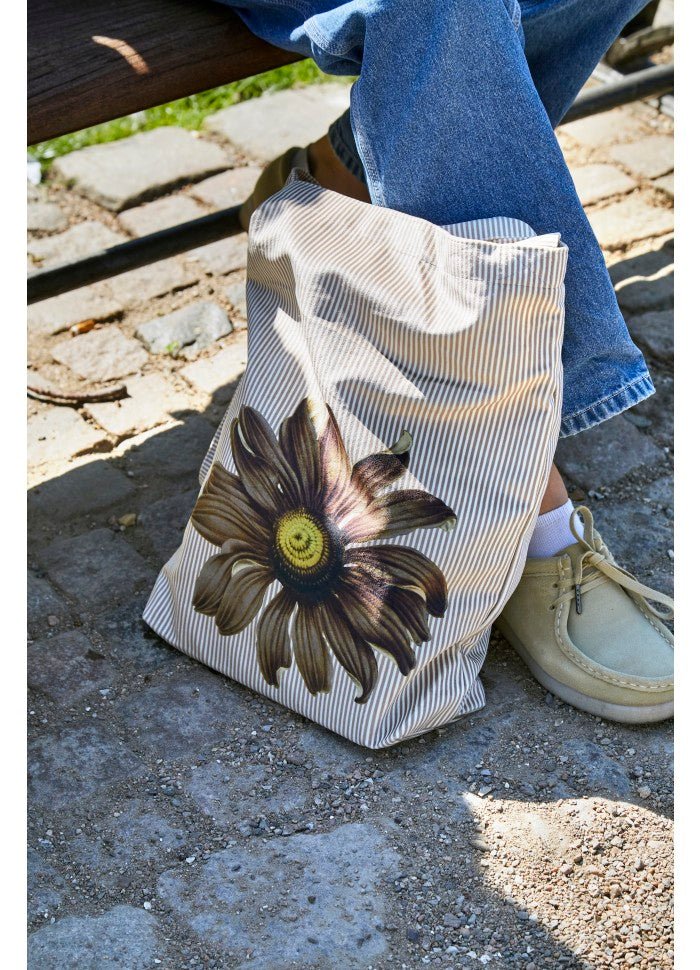 Crossbody Fløyelsveske Beige - Vanilla Fly - glott.no