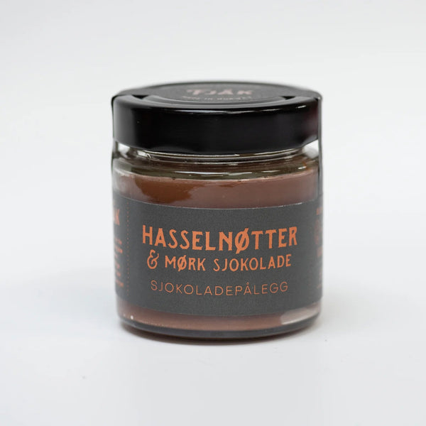 Hasselnøtter & Mørk Sjokolade - Sjokoladepålegg - Fjåk - glott.no