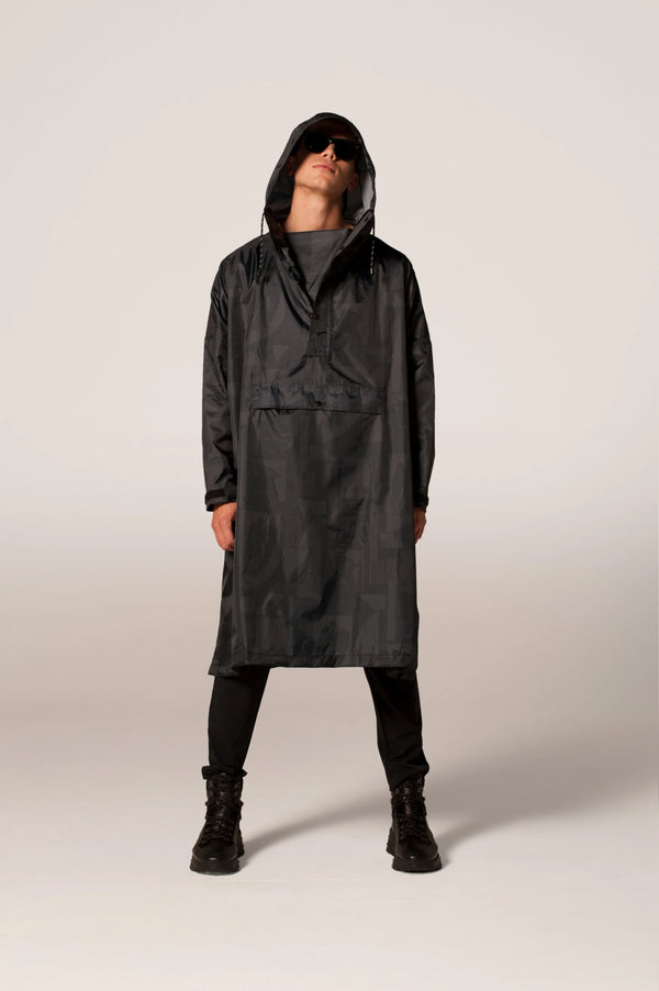 Back to Black Art Camo Poncho, Regnponcho - Rainkiss