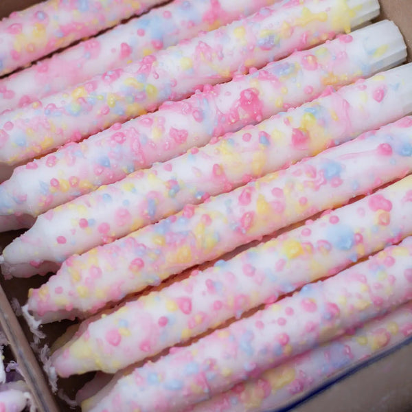 Stearinlys - Rainbow confetti - Nordtrice Candles - glott.no