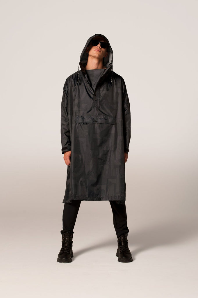 Back to Black Art Camo Poncho, Regnponcho - Rainkiss - glott.no