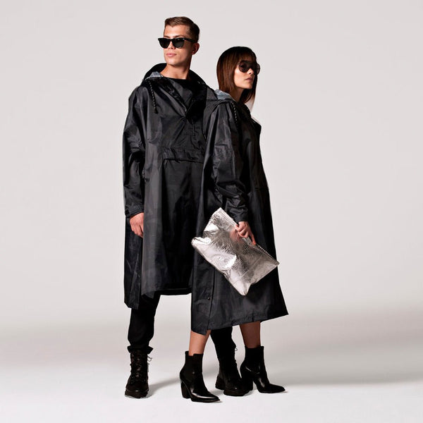 Back to Black Art Camo Poncho, Regnponcho - Rainkiss - glott.no