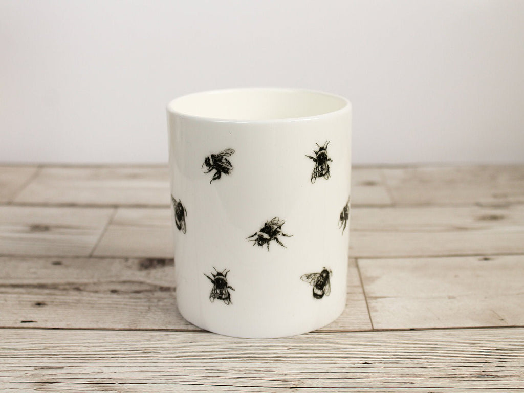 Black Bees Bone China Mug - Gemma Keith - glott.no