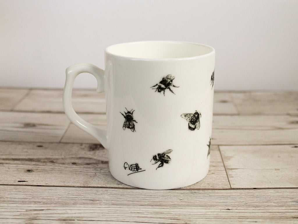 Black Bees Bone China Mug - Gemma Keith - glott.no