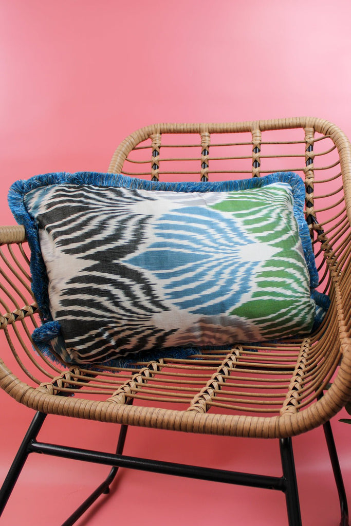 BLUE WATER LILY SILK CUSHION - My Doris - glott.no