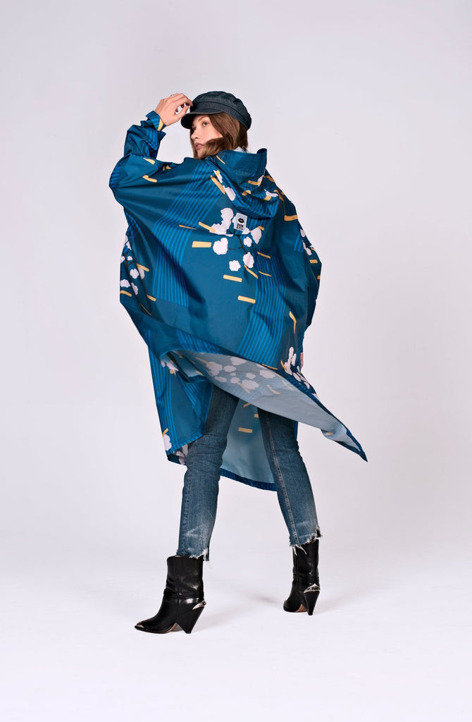 Japanese Blossom Poncho, Regnponcho - Rainkiss - glott.no