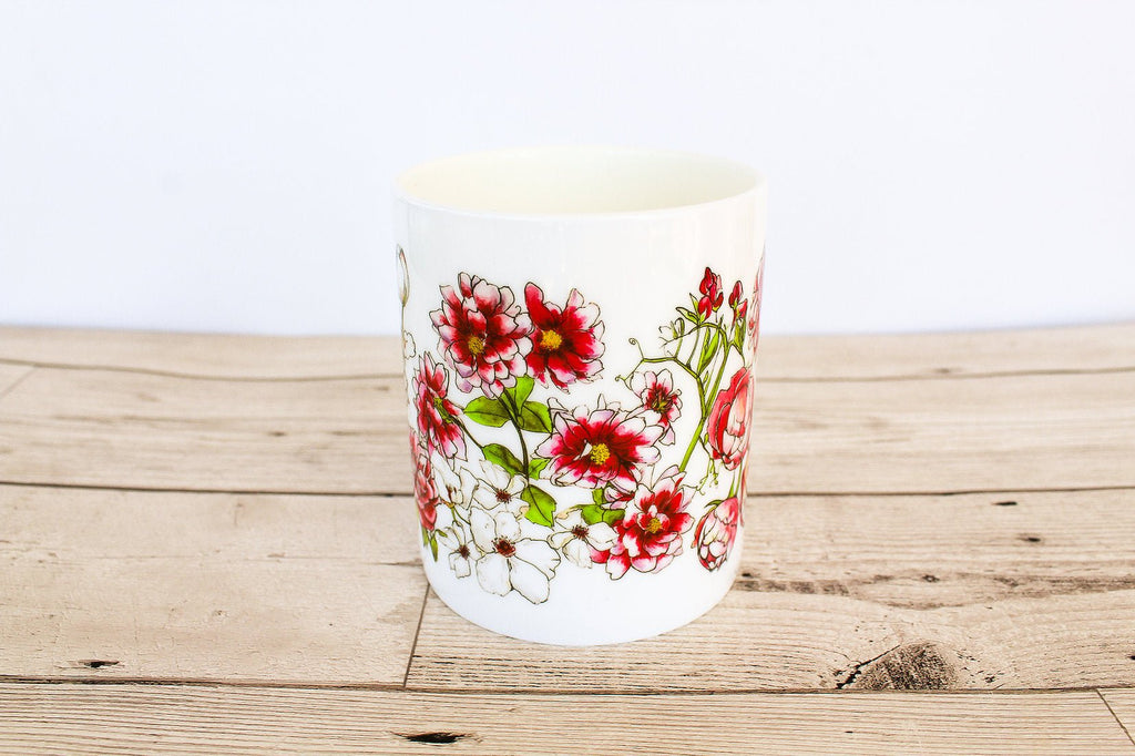 Pink Floral Bone China Mug - Gemma Keith - glott.no