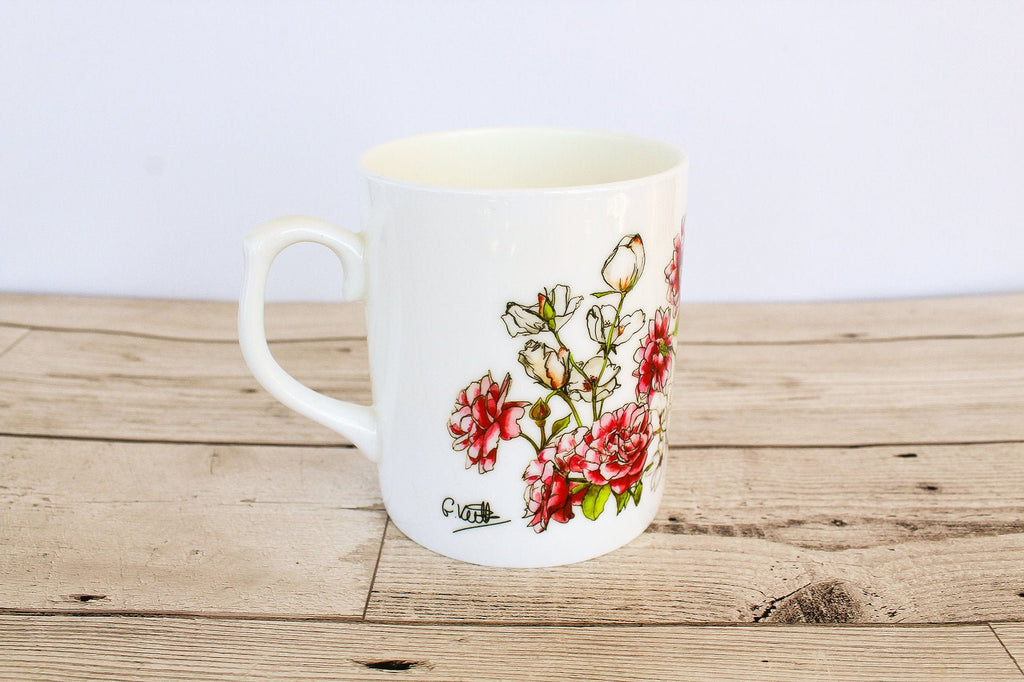 Pink Floral Bone China Mug - Gemma Keith - glott.no