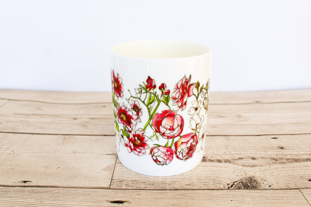 Pink Floral Bone China Mug - Gemma Keith - glott.no